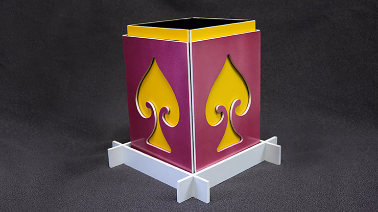Square Circle Folded (Plastic) by Mr. Magic - magic trick