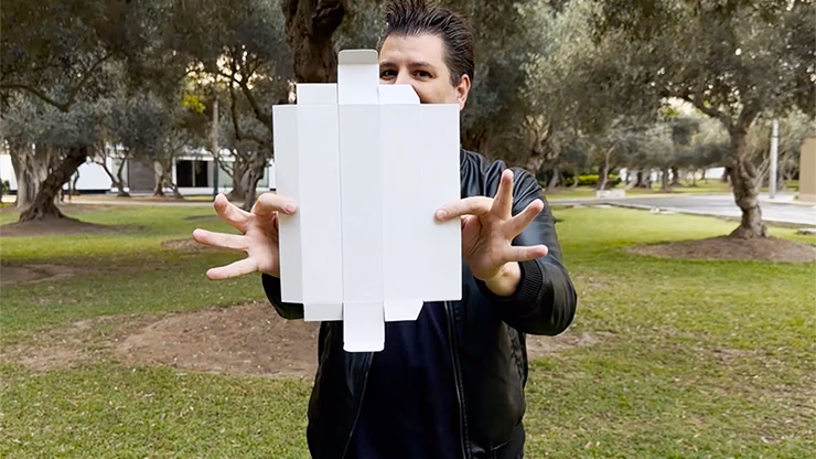 Candy Box by George Iglesias and Twister Magic - thumbnail 4