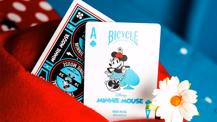 Bicycle Disney Classic Minnie Mouse Playing Card by US Playing Cards - thumbnail 3