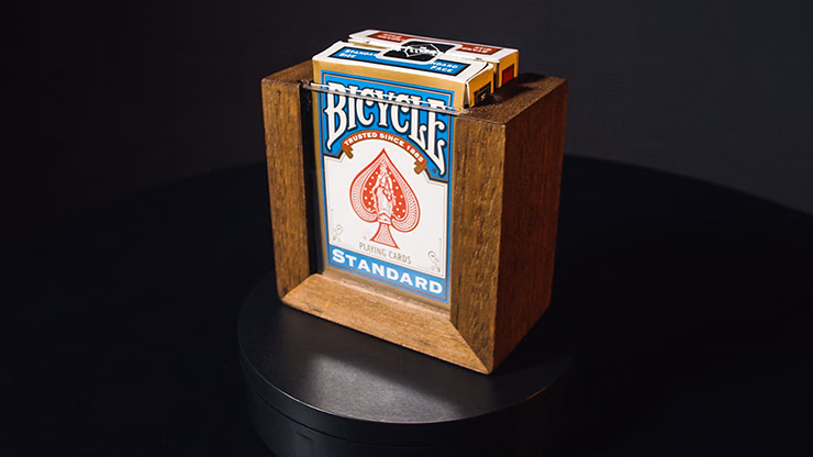 LEGACY DECK HOLDER by Joao Miranda and Miguel Pinto - Trick - thumbnail 4