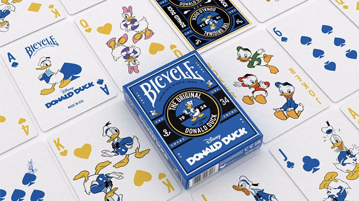 Bicycle Disney Mickey and Friends Box Set by US Playing Card Co - thumbnail 5