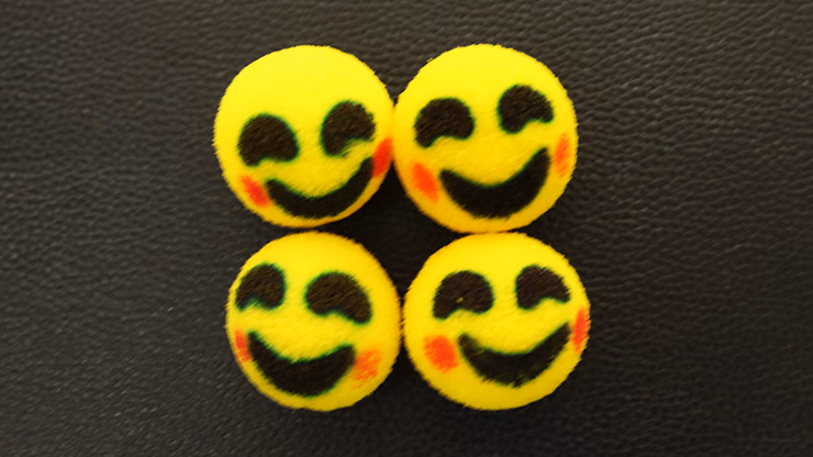 Sponge Emoji SMILE FACE (4PK.) by Andy Amyx- Trick - Image 2