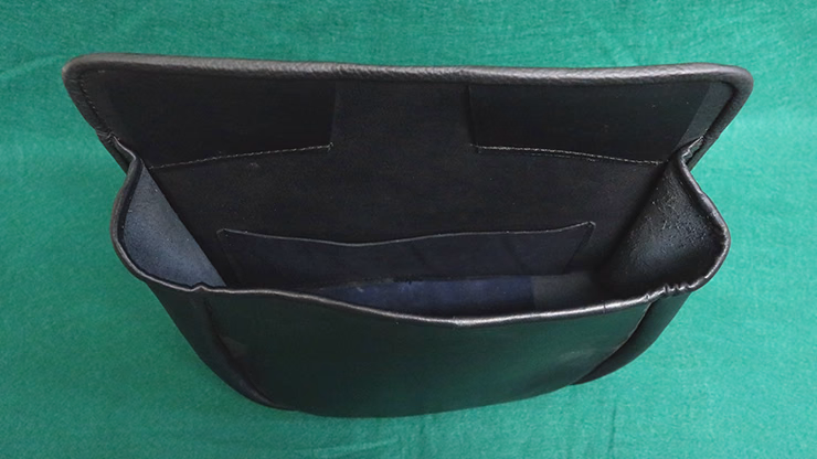 PARLOR POUCH by The Ambitious Card - thumbnail 3