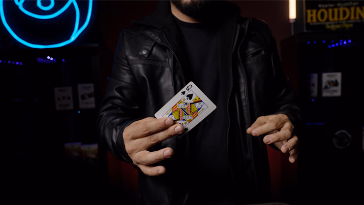 HAUNTED HANDKERCHIEF (Gimmicks and Instructions) by Apprentice Magic - Trick - thumbnail 4