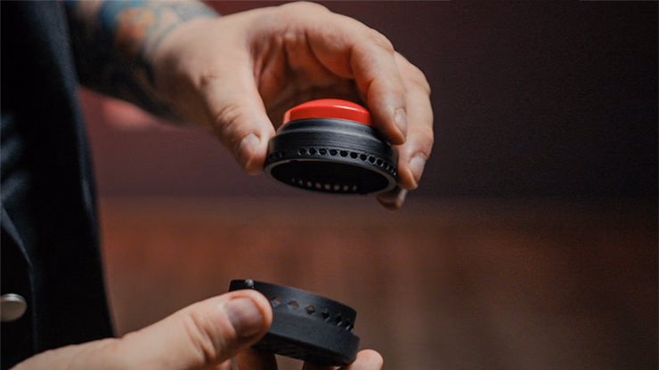 João Miranda Magic presents The Button by Chris James featuring Craig Petty - thumbnail 3