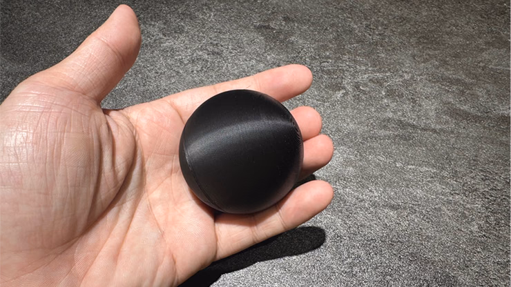 Hyper Silk Ball by Peng Min & Storm Creative (Black) - Image 2