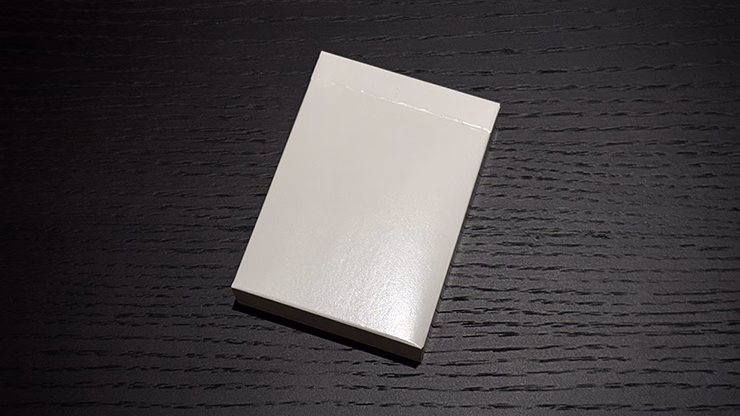 Ultimate Invisible Deck by Sway Liu and JT Magic (Red) - Image 2