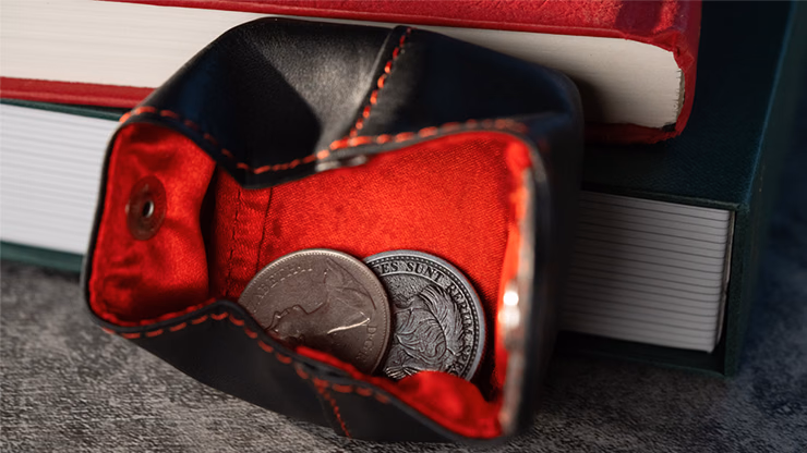 COLOR CODE COIN PURSE RED by Bob Kohler - Trick - Image 2