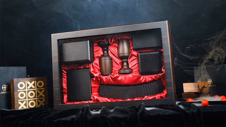 Classicho Display Case by TCC Magic - thumbnail 6