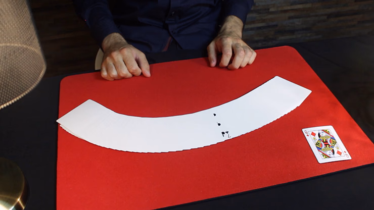 Bicycle Triumph Kicker Deck Red by Anthony Stan and Magic Smile Productions - Trick - thumbnail 4