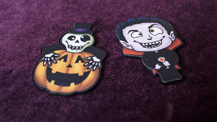Halloween Exchange (Close Up) by Luis Zavaleta & Nox - Image 2