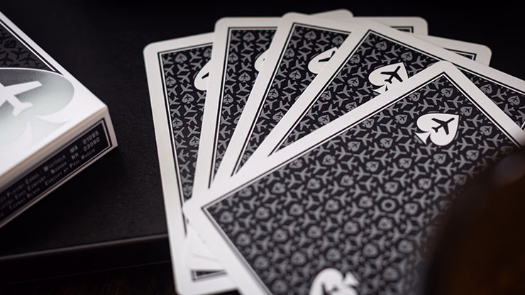 Lounge Edition Unmarked (Tarmac Black) by Jetsetter Playing Cards - thumbnail 6