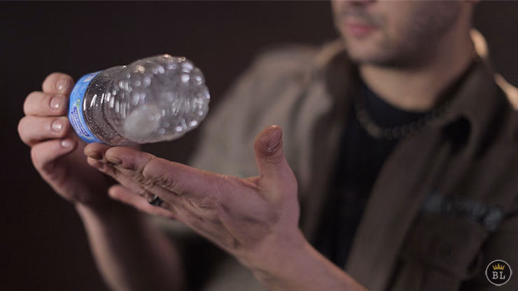 Hidden Hand (DVD and Gimmick) by Sean Fields - DVD - thumbnail 5