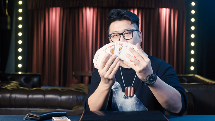 The Right Bill (GBP) by Wang Zhe & Bacon Magic - thumbnail 3