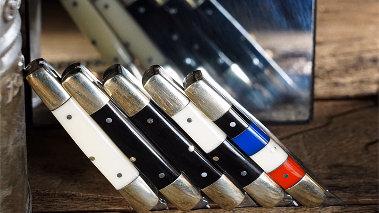 Chroma Color-Changing Knives Set by TCC Magic - thumbnail 4
