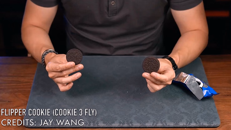 Flipper Cookie (Gimmick and Online Instructions) by Taiwan Ben - Trick - thumbnail 6
