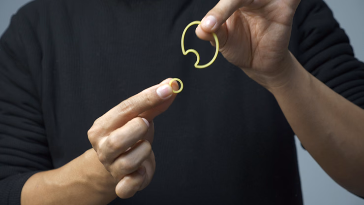 TRB (Rubber Band Magic) by Menzi Magic Zhao Xinyi - thumbnail 5