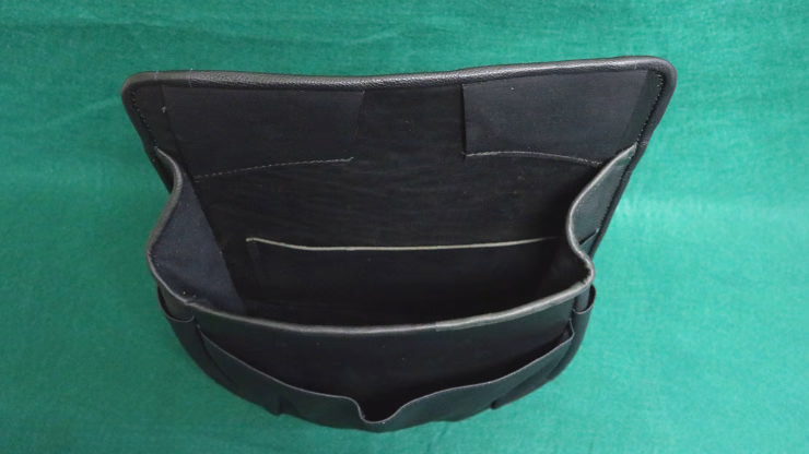 PARLOR PLUS POUCH by The Ambitious Card - thumbnail 3