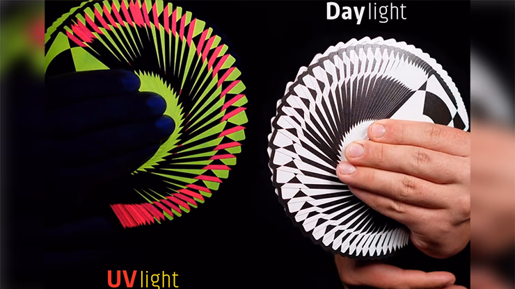 Chris Cards Covered Circle GLOW Playing Cards - thumbnail 5