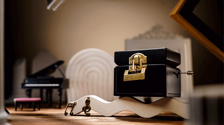 Music Box by Colin Underwood and TCC Magic - thumbnail 6