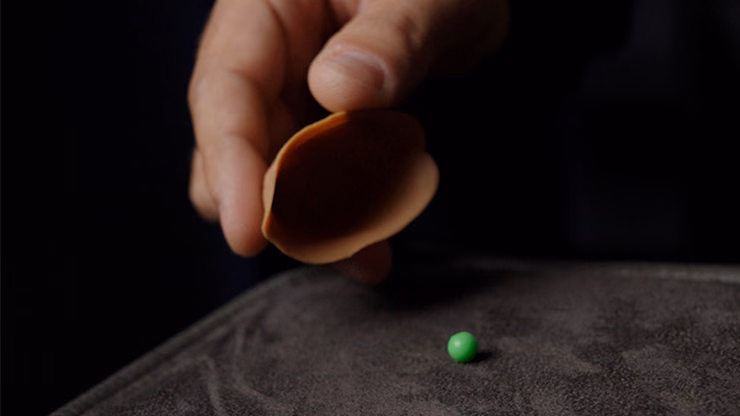 THE GAMBLER / THREE SHELL GAME (Gimmicks and Instructions) by Apprentice Magic - Trick - thumbnail 4