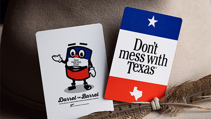 DON'T MESS WITH TEXAS™ PLAYING CARDS by Fultons - thumbnail 3