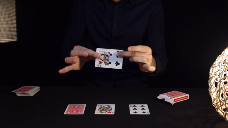 Split Prediction Red (Gimmicks and online instructions) by Massimo Cascione & Anthony Stan - Trick - thumbnail 4