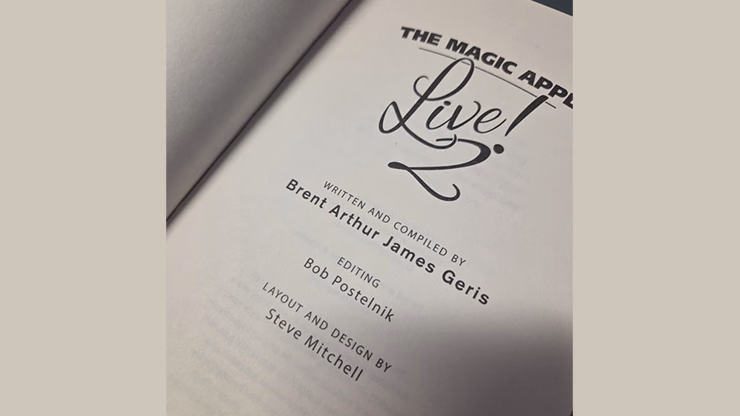 The Magic Apple LIVE 2 by Brent Arthur James Geris - thumbnail 3