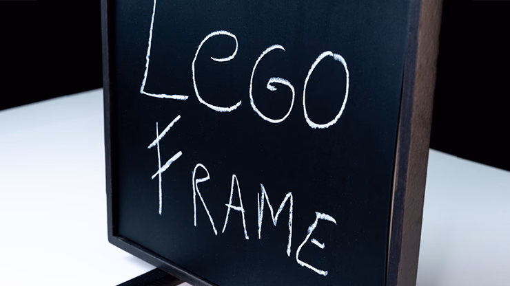 LEGO FRAME by Gustavo Sereno and Gee Magic - thumbnail 5