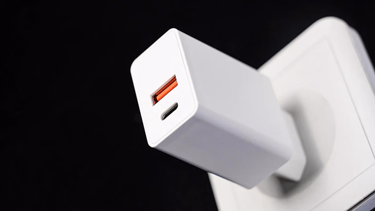 Impossible Charger by Roman Slomka & TCC Magic - thumbnail 3