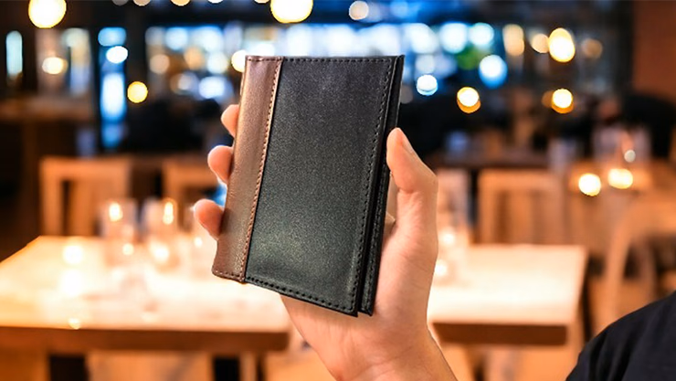 INSTANT WALLET 2.0 (Red) by Andrew and Magic UP - thumbnail 4