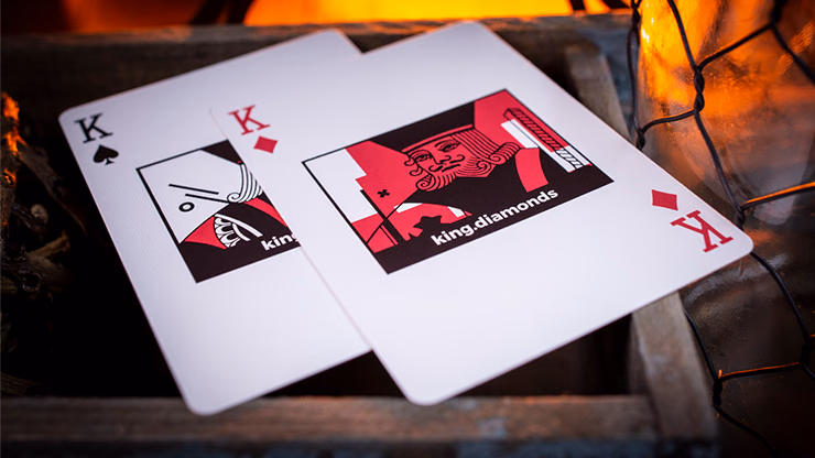 Sinis (Raspberry and Black) Playing Cards by Marc Ventosa - thumbnail 5