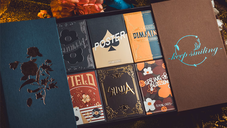 Keep Smiling Playing Cards Collector's Set - thumbnail 3