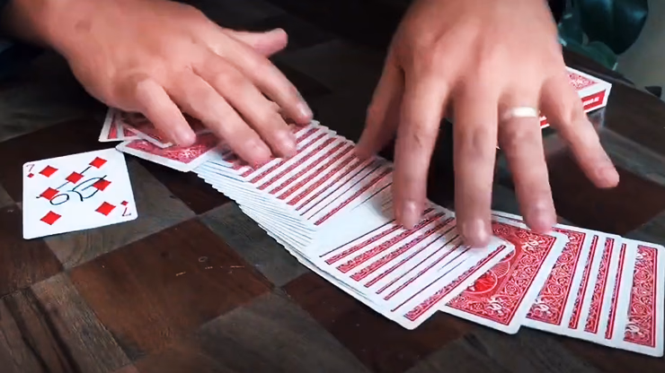 PICK ME (RED) by Mickael Chatelain - Trick - thumbnail 5