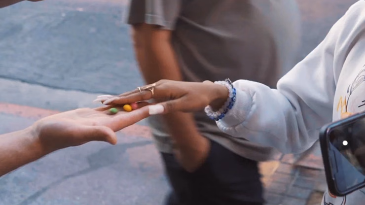 Candyman by Tobias Dostal -Trick - thumbnail 3