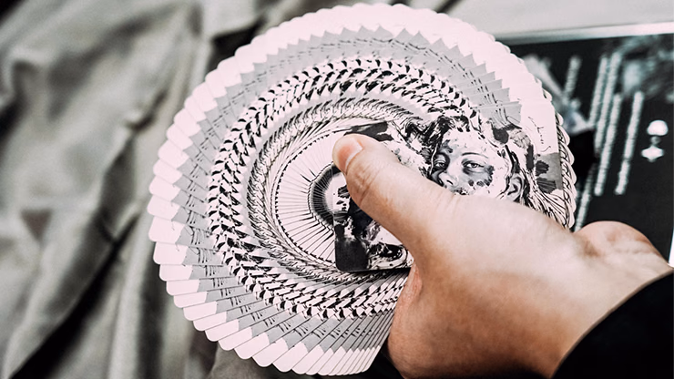 Mirage Grating Collector's Box Set Playing Cards - thumbnail 3