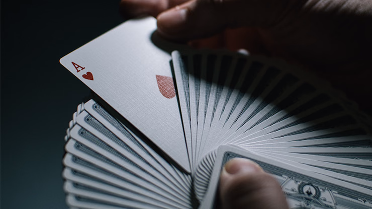 Superior Silver Arrow Playing Cards by Expert Playing Card Co - thumbnail 3