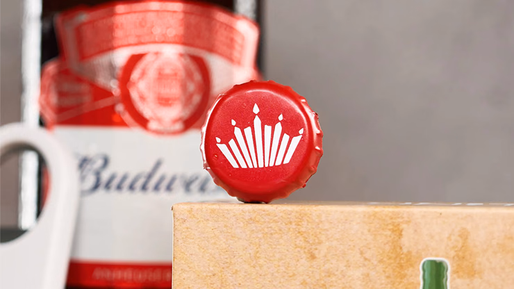 The Clink (Cap in Bottle) by Iarvel Magic and Wonder House (Budweiser) - Image 2