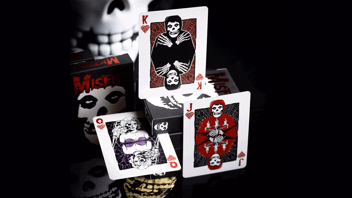 THE MISFITS™ FIEND OFFICIAL PLAYING CARDS - Image 2