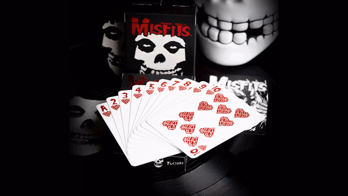 THE MISFITS™ FIEND OFFICIAL PLAYING CARDS - thumbnail 4