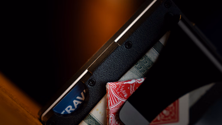Deck to Wallet by Elijah & Henry Harrius Presents - thumbnail 4