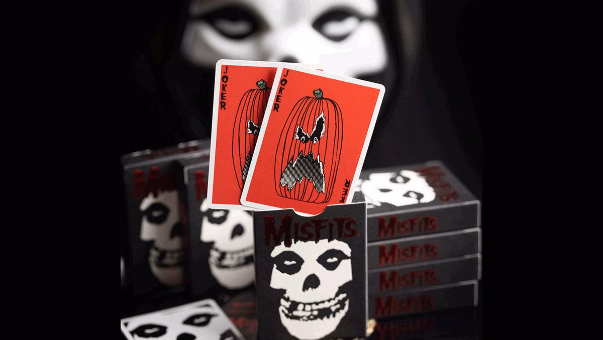 THE MISFITS™ FIEND OFFICIAL PLAYING CARDS - thumbnail 3